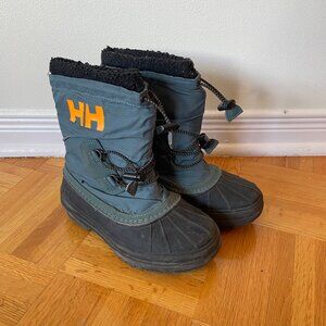 Little kid snow boots